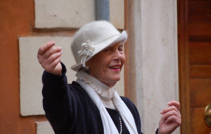 senior-1559369_1280-680x430.jpg