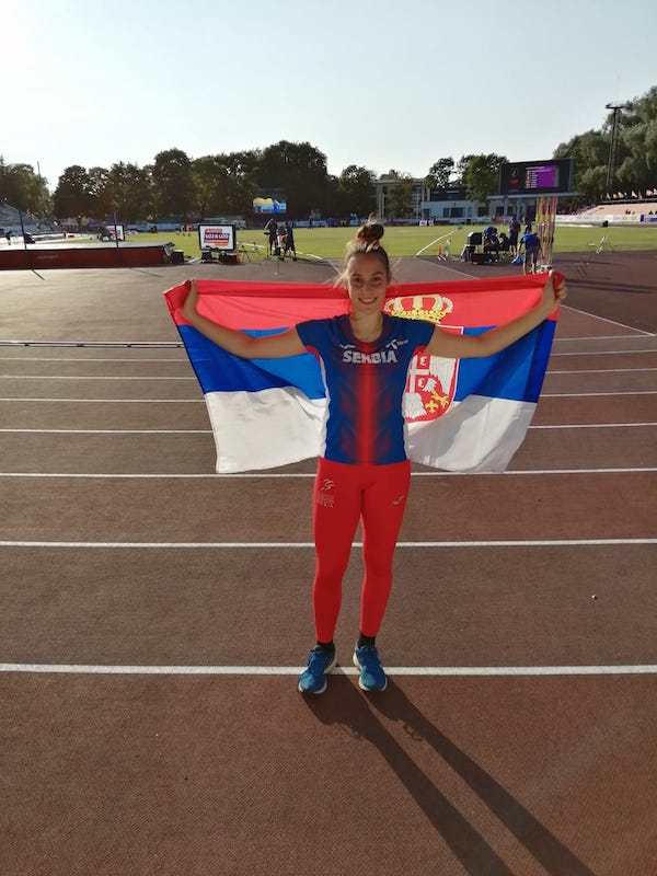 Adriana Vilagoš vicešampionka evrope.jpg