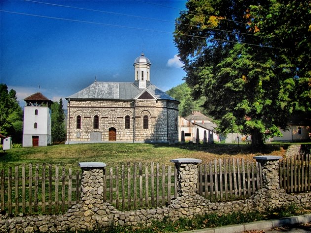 gracanica20131117224.jpeg