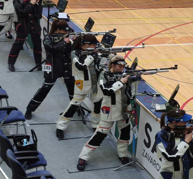 Zene-puska (2).jpg