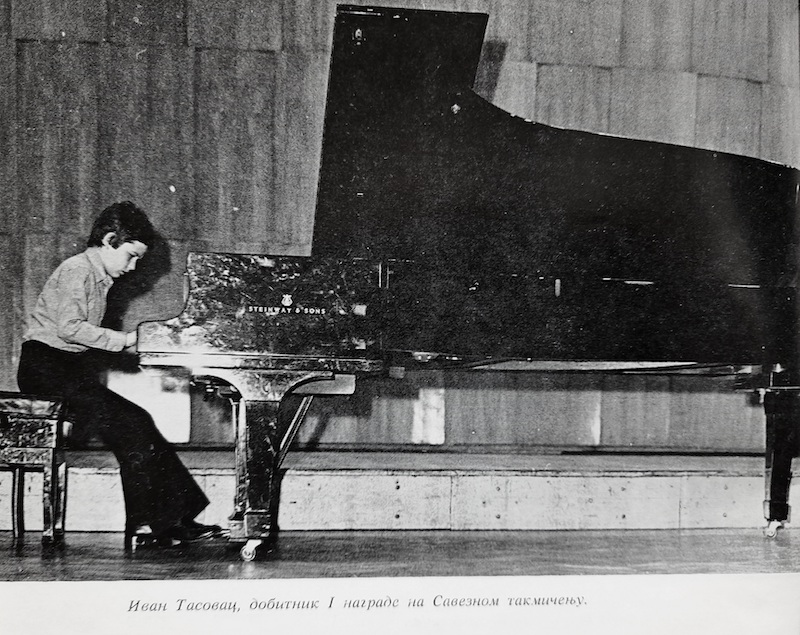 mladi ivan tasovac.jpg