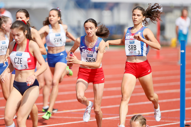 atletika_stafeta_14.jpg