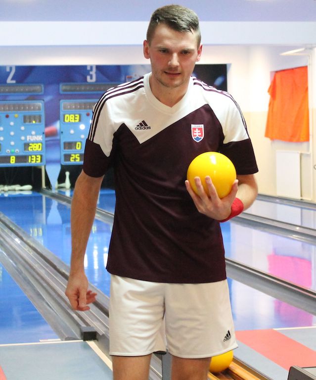 liga sampiona zavarko.jpg