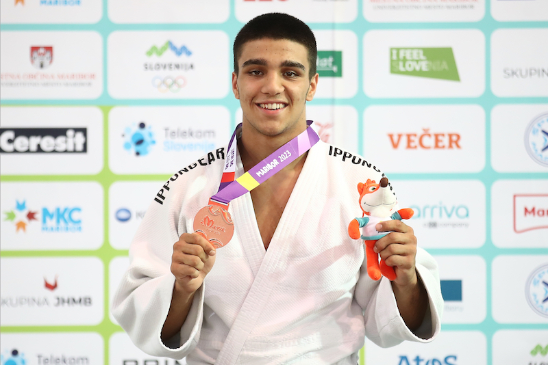 Dusan-Grahovac-bronza.jpg