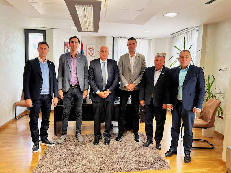 S leva- Knezevic, Mester, Tasic, Mrdja, Bogunovic i Popovic.jpg