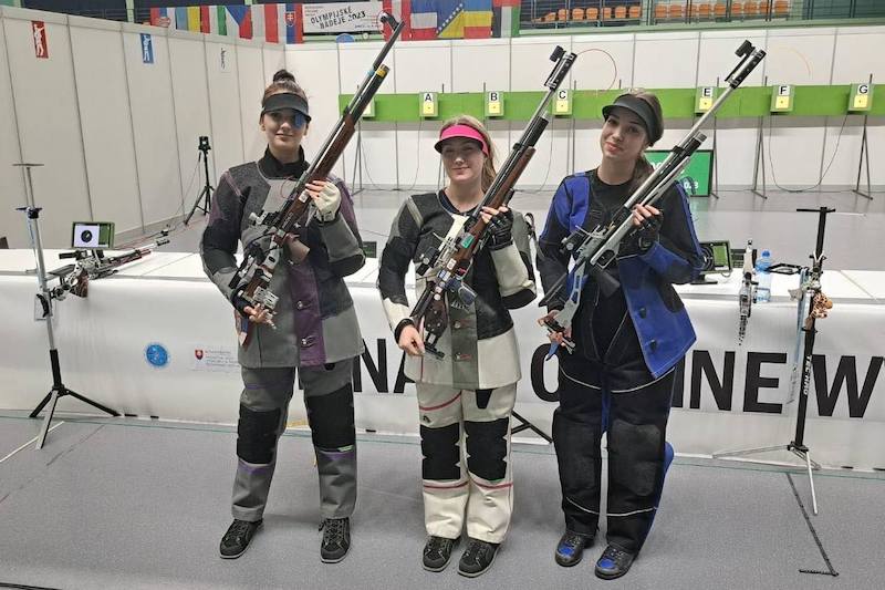 Puska_kadetkinje_NJitra_2023.jpg