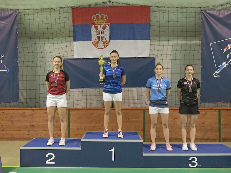 20231120_Trofej Beograda_Sara Loncar_postolje.JPG