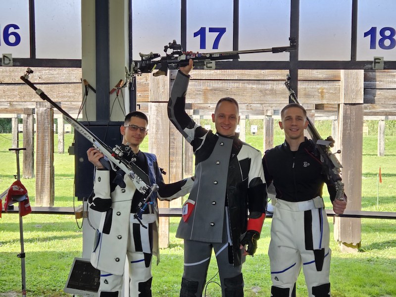 Seniori_trostav_medalje_Finale_Kupa_Srbije_MK_oruzje_2024.jpg