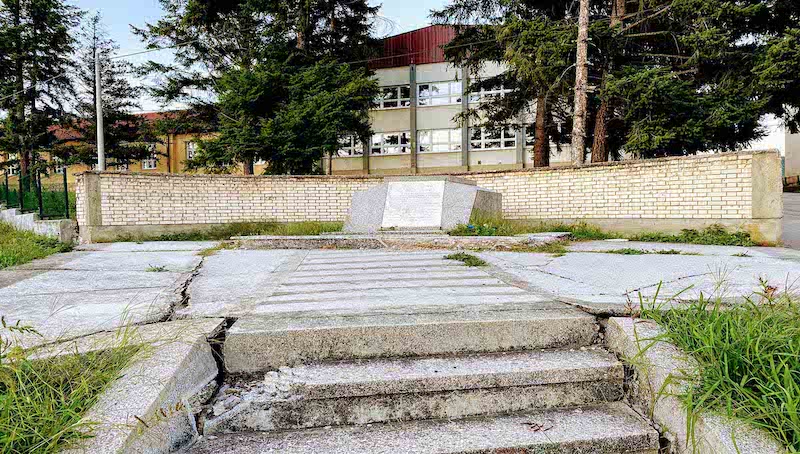 spomen_kosturnica.jpg