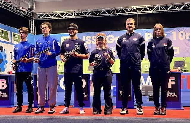 Juniorski_miks_pistolj_Martinovic_Ninkovic(desno)_Grand_Prix_Ruse_2025_Foto_SSS.jpg