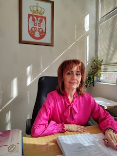 large_Renata_a2f6e06eed.jpg