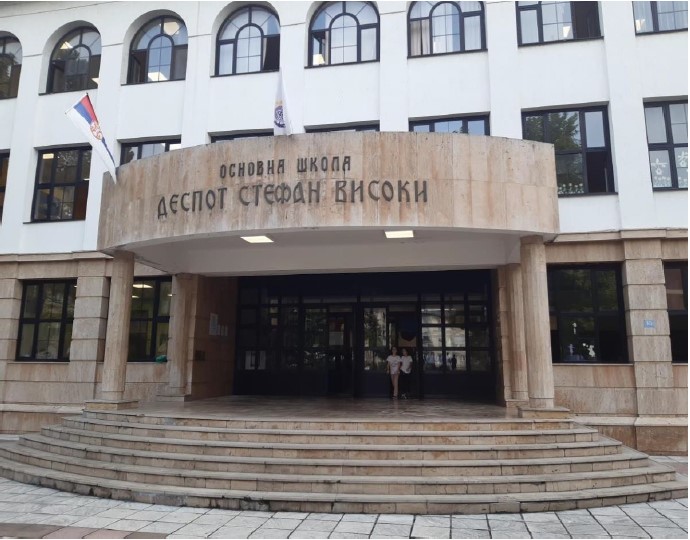 Slika 1 Škola .jpg