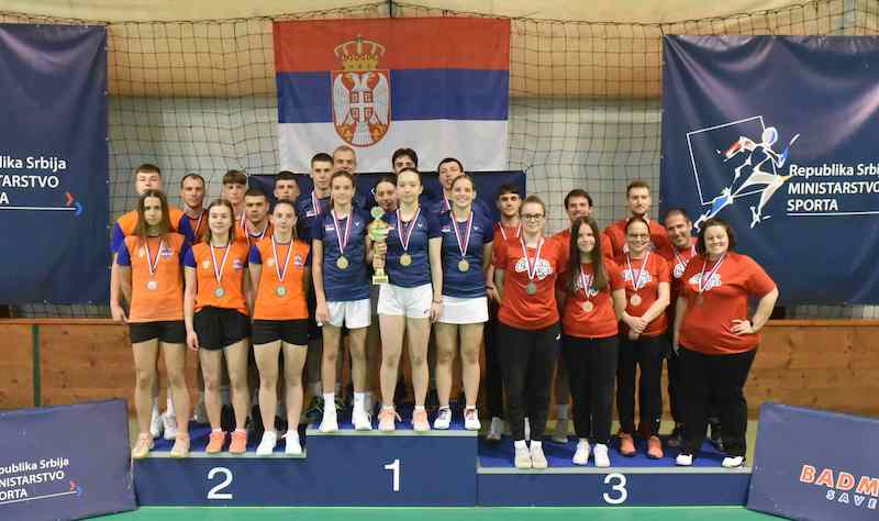 BASS_Ekipni osvajaci medalja.JPG