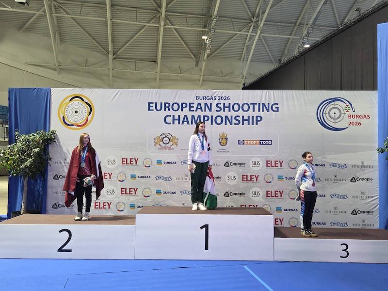 Anastasija_Zivkovic_solo_puska_bronza (2).jpg