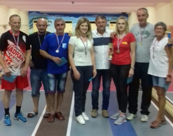 feketic osvajaci trofeja.jpg