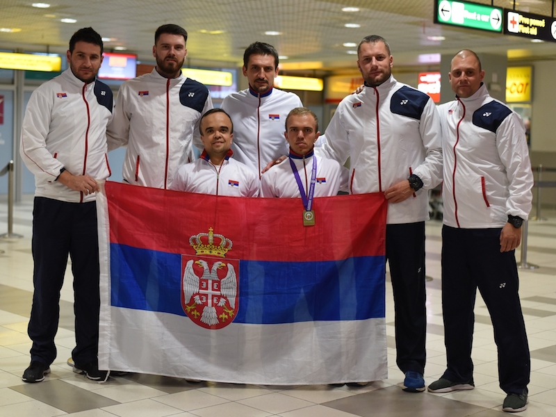 EP 2018_Docek srpskih para-badmintonaca.JPG
