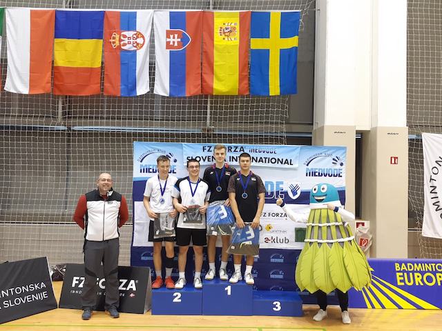 FZ FORZA U17 Medvode International 2018_Osvajaci medalja u muskom dublu.jpg