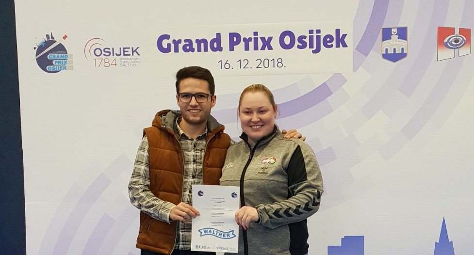 Istvan Peni i Zorana Arunovicm, nagrada Valter.jpg