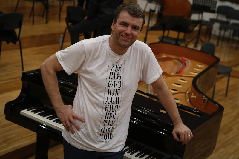 gabrijel felc, dirigent i pijanista.jpg