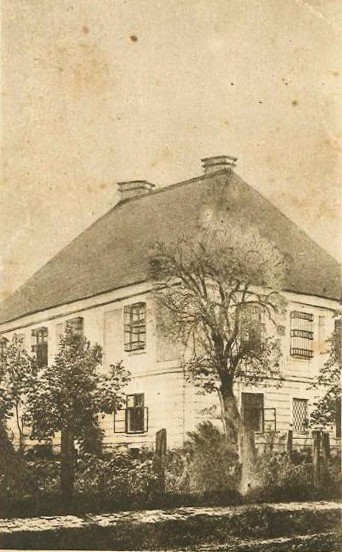 Dvorac-iz-XVI-veka-Golubinci.jpg