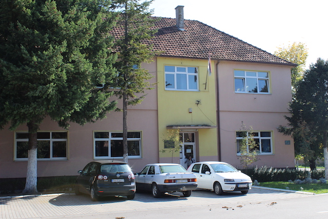 Klenak Osnovna skola.JPG