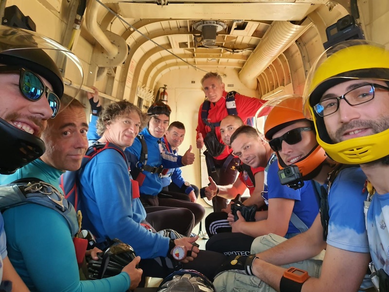 Priprema pred skokove u avionu AN-2.jpg