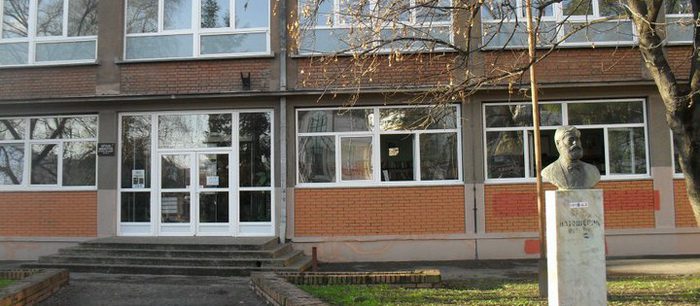 Biblioteka-700x306.jpg
