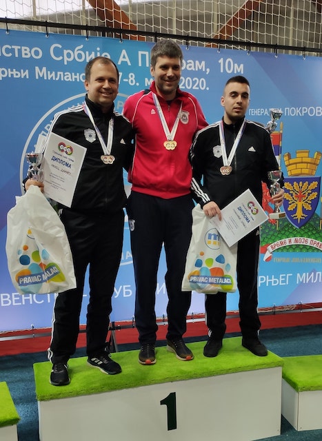 pistolj muskarci pojedinacno-min.jpg