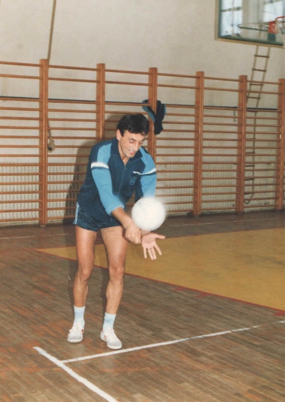 1987 Jakup Zatric oprostajni servis-min.jpg