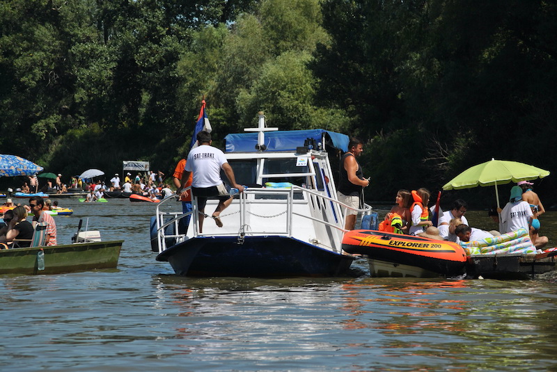 LAGANI TISKI SPUST _04.JPG