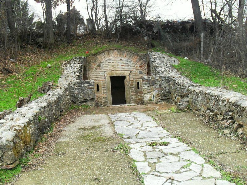 grobnica-1.jpg