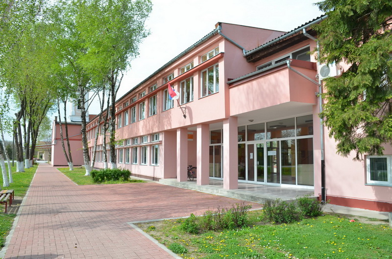 SRPSKI KRSTUR OS 2.JPG