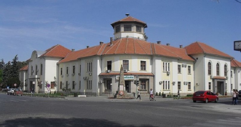 Zgrada-starog-okruznog-nacelstva2.jpg