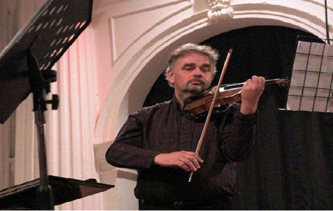 Violinista Vladimir Koh.png