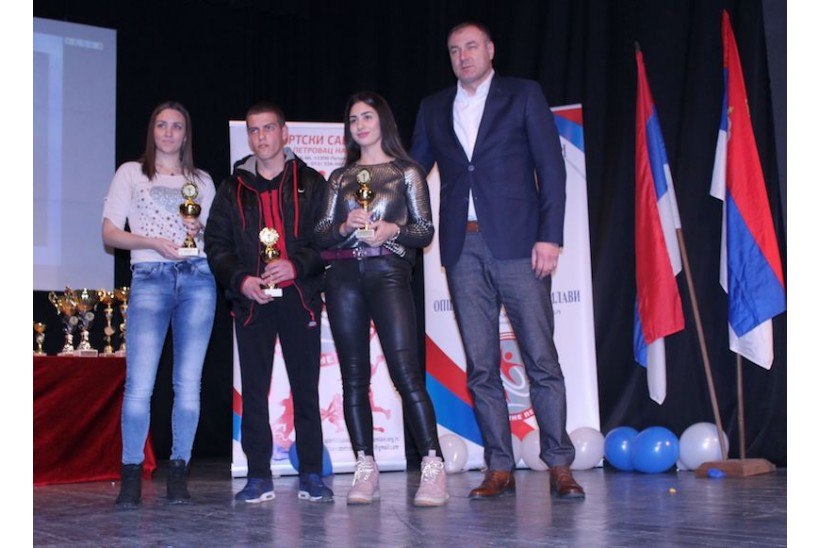 pnm nagradjeni srednje  i osnvne skole.jpg