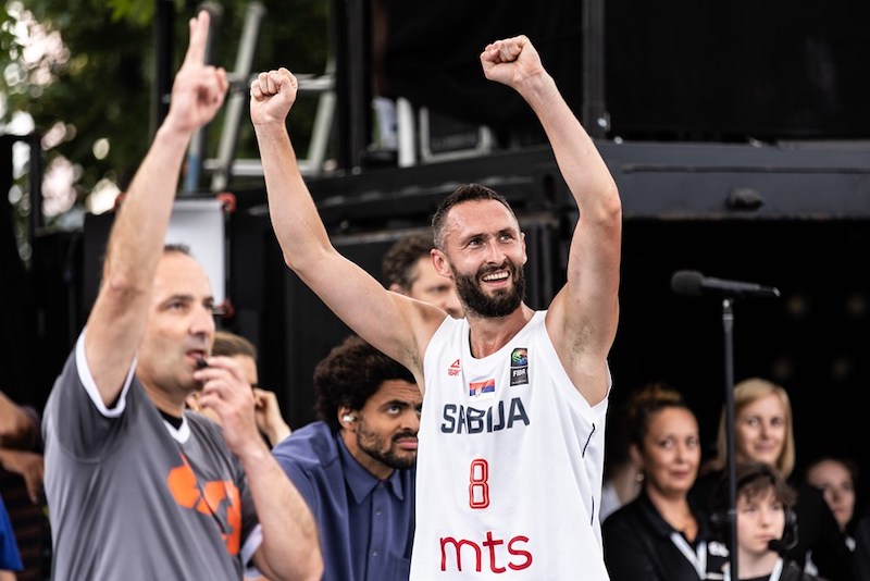 КОШАРКА - 3x3 репрезентација Србије је шампион света