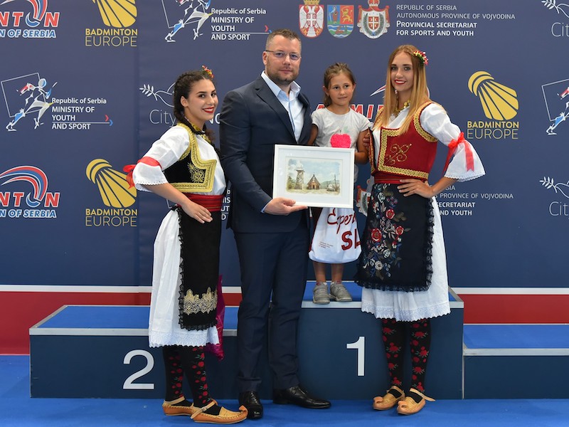 БАДМИНТОН СПЕКТАКЛ ЗА ПАМЋЕЊЕ