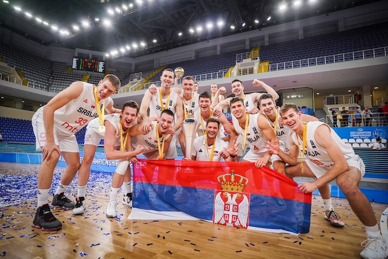 КОШАРКА - Србија на првом месту