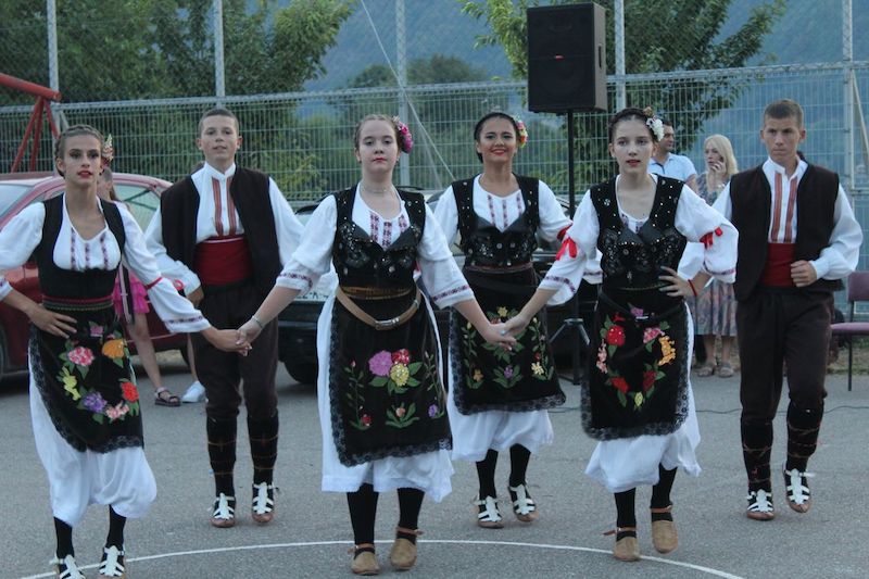 Концерт народних песма и игара одржан у Сакару