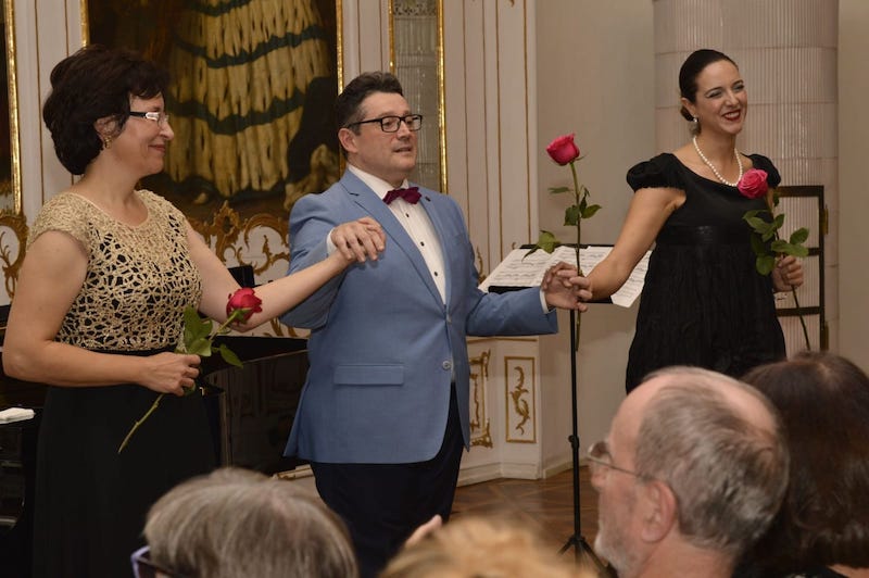 КОНЦЕРТ ADIO QUERIDA