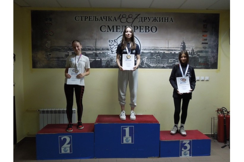 Kadetkinjepojedinacno_foto_SD_Smederevo (1).jpg