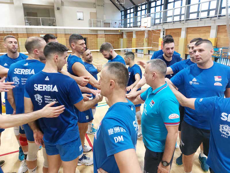 ОДБОЈКА - Сениори нову седмицу почели са два тренинга