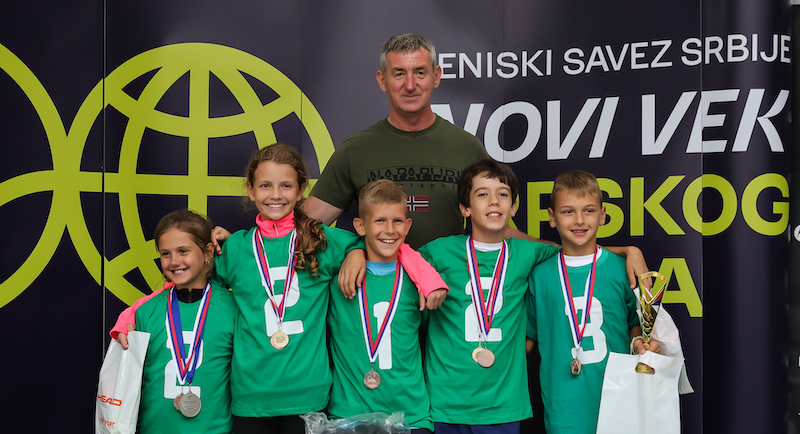 ТЕНИС - Екипна круна иде у Инђиjу