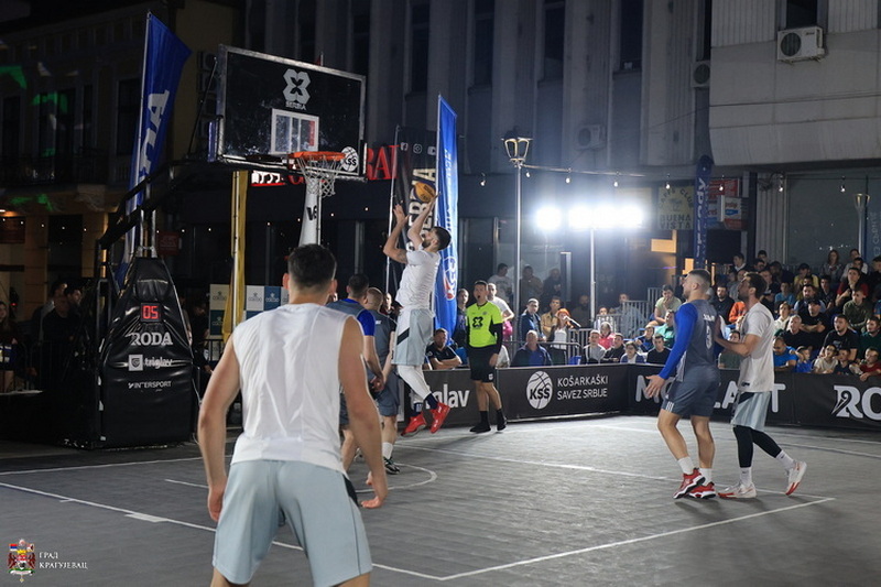 3x3 баскет на Тргу војводе Радомира Путника у Крагујевцу