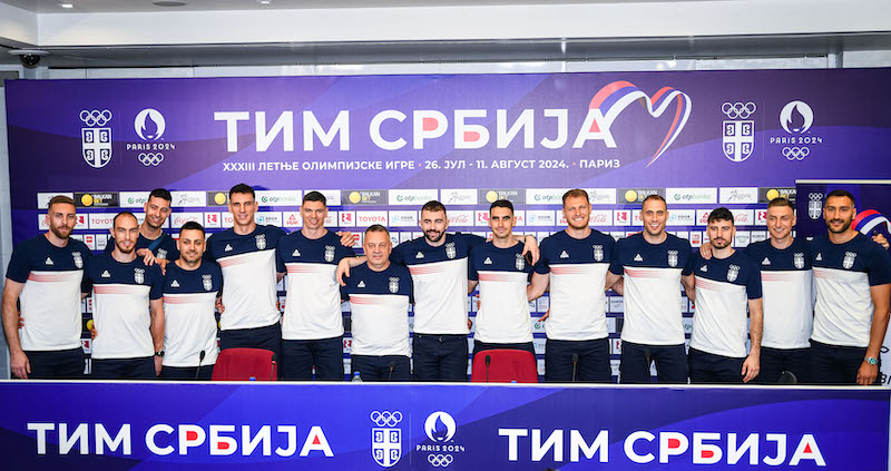 ОДБОЈКА - Сениори отпутовали у Париз на Олимпиjске игре први пут након 12 година
