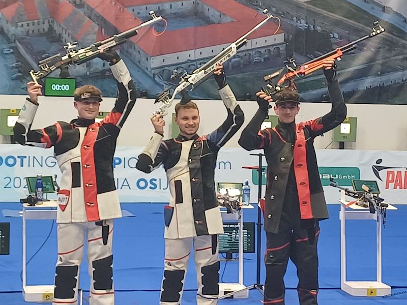 СТРЕЉАШТВО - Алекса Ракоњац шампион Европе