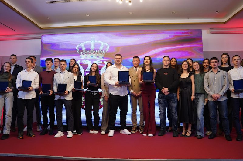 АТЛЕТИКА - Проглашени наjуспешниjи атлетичари Србиjе за 2025. годину