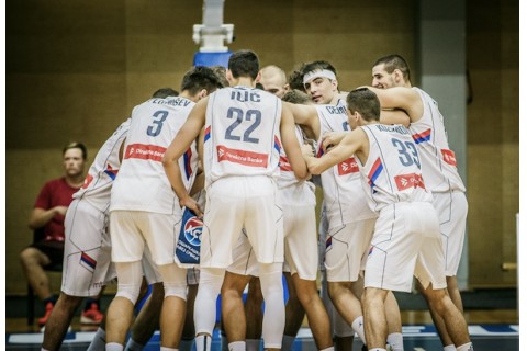 Кошарка: 1/8 финала  Србија – Украјина 121:49