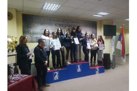 Стрељаштво: Домаћинима три злата