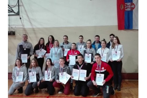 Стрељаштво: Емилиjа Поњавић и Андриjа Златић наjпрецизниjи у Косjерићу